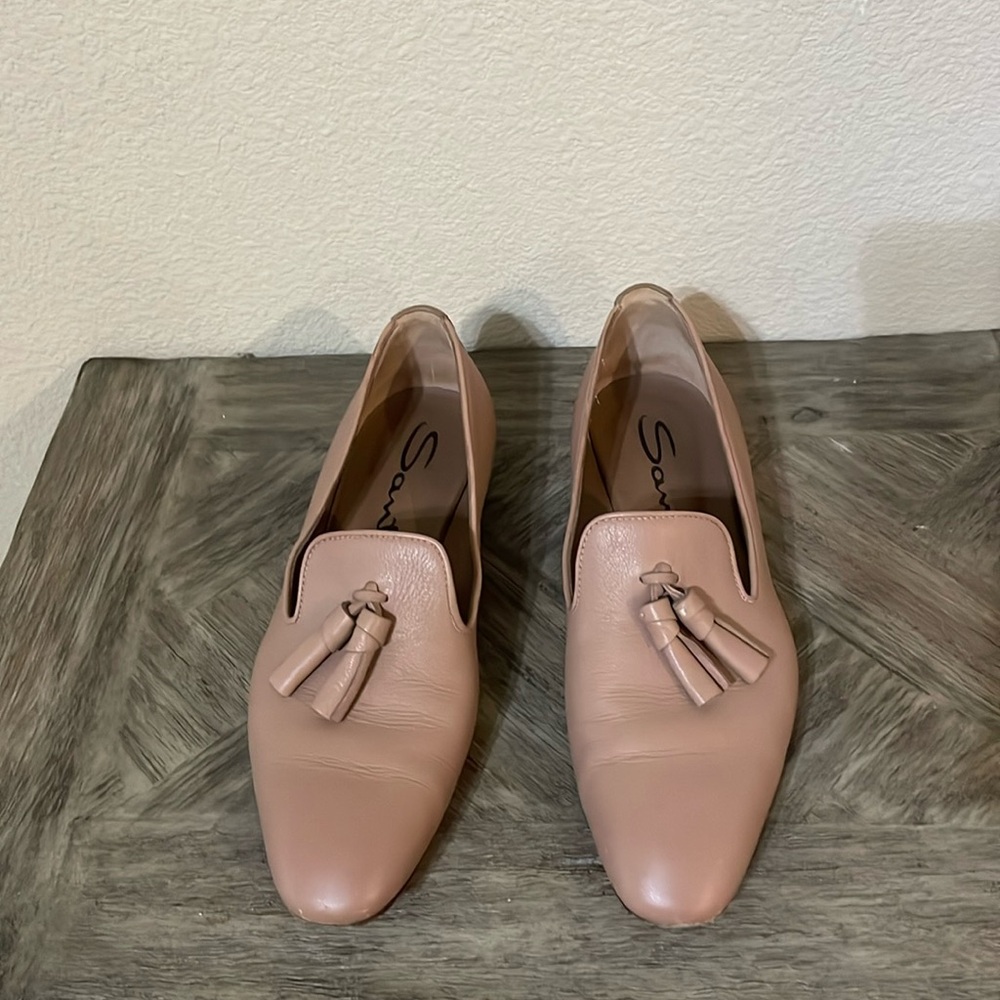 Santoni Women's Nude Loafers